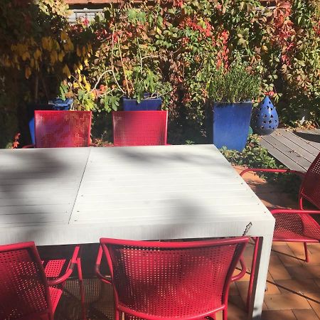 Un Jardin Dans La Ville Bed & Breakfast Chalons-en-Champagne Exterior photo